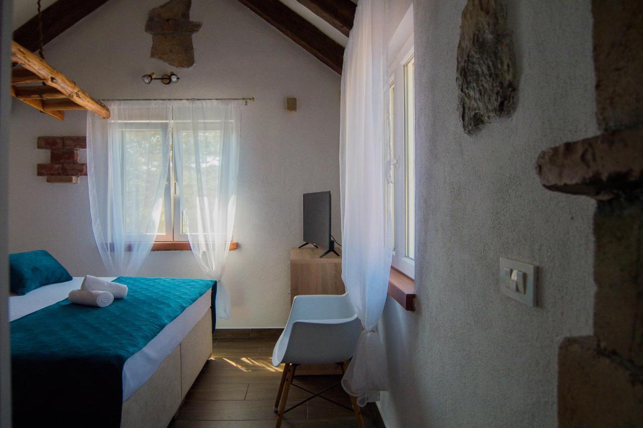 Holiday Home Moliva Sitno Donje Extérieur photo
