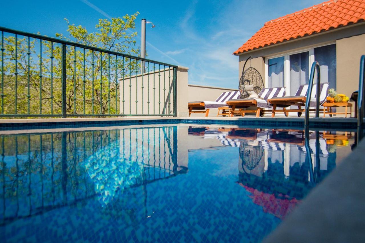 Holiday Home Moliva Sitno Donje Extérieur photo